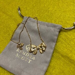 Never Worn Kendra Scott Love Shack Fancy Bow Necklace Gold